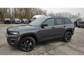 2024 Jeep Grand Cherokee Limited Edition 1C4RJHBG4RC165302 in Valparaiso, IN 4