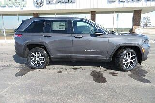 2024 Jeep Grand Cherokee Limited Edition 1C4RJHBG2RC121573 in Wahpeton, ND 1
