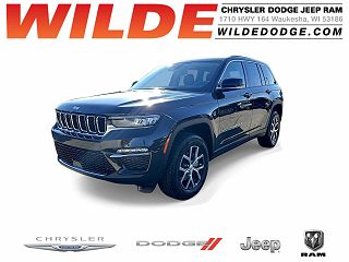 2024 Jeep Grand Cherokee Limited Edition 1C4RJHBG5RC699828 in Waukesha, WI 1