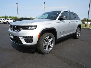 2024 Jeep Grand Cherokee Limited Edition 1C4RJHBGXRC697542 in Wentzville, MO 6