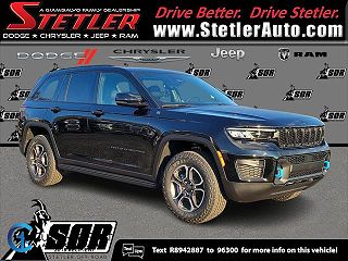 2024 Jeep Grand Cherokee Trailhawk 4xe 1C4RJYC69R8942887 in York, PA 1