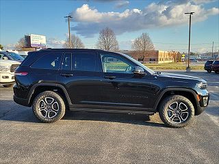 2024 Jeep Grand Cherokee Trailhawk 4xe 1C4RJYC69R8942887 in York, PA 9