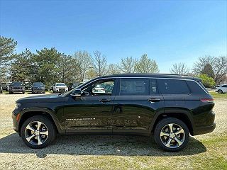 2024 Jeep Grand Cherokee L Limited Edition 1C4RJKBG4R8571466 in Dublin, OH 9