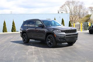 2024 Jeep Grand Cherokee L Limited Edition 1C4RJKBG2R8528289 in Grand Rapids, MI 1