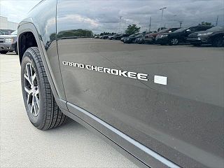 2024 Jeep Grand Cherokee L Limited Edition 1C4RJKBG8R8567677 in Waukee, IA 34