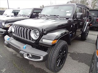 2024 Jeep Wrangler Sahara 4xe VIN: 1C4RJXP63RW220976