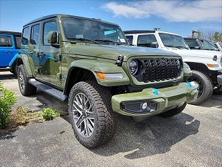 2024 Jeep Wrangler Sahara 4xe VIN: 1C4RJXU63RW121885