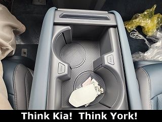 2024 Kia EV9 GT-Line KNDAEFS53R6027916 in York, PA 40