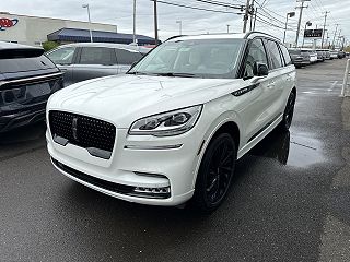 2024 Lincoln Aviator Black Label 5LM5J9XC8RGL09560 in Lansdale, PA 4