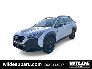 2024 Subaru Outback Wilderness 4S4BTGUDXR3253131 in Waukesha, WI 1