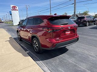 2024 Toyota Highlander XLE 5TDKDRBH8RS546284 in Bowling Green, OH 5