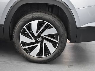 2024 Volkswagen Atlas SE 1V2JR2CA4RC540570 in Beaumont, TX 2