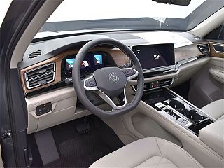 2024 Volkswagen Atlas SE 1V2JR2CA9RC534036 in Beaumont, TX 4