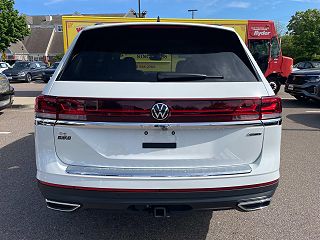 2024 Volkswagen Atlas SE 1V2HR2CA2RC523944 in Brockton, MA 5