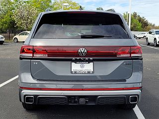 2024 Volkswagen Atlas Peak Edition SE 1V2CR2CA5RC565714 in Clovis, CA 6