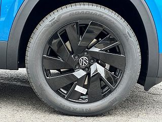 2024 Volkswagen Atlas SE 1V2KE2CA3RC224903 in Fairfax, VA 6