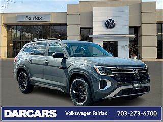 2024 Volkswagen Atlas Peak Edition SE 1V2CR2CA1RC565385 in Fairfax, VA