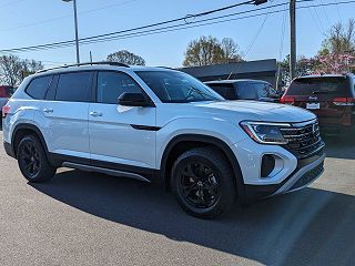 2024 Volkswagen Atlas Peak Edition SEL 1V2GR2CA9RC567032 in Gastonia, NC 1