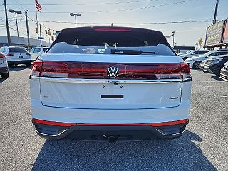 2024 Volkswagen Atlas SE 1V2HE2CA4RC233247 in Harrisburg, PA 6