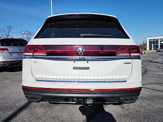 2024 Volkswagen Atlas SE 1V2HR2CAXRC571319 in Harrisburg, PA 6
