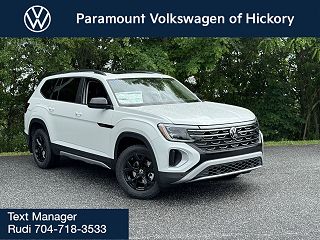 2024 Volkswagen Atlas Peak Edition SEL 1V2GR2CA3RC578611 in Hickory, NC 1