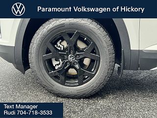 2024 Volkswagen Atlas Peak Edition SEL 1V2GR2CA3RC578611 in Hickory, NC 4