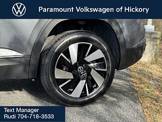 2024 Volkswagen Atlas SE 1V2HE2CA3RC227679 in Hickory, NC 5