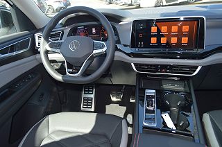 2024 Volkswagen Atlas Peak Edition SE 1V2CR2CA3RC575500 in Highland Park, IL 20