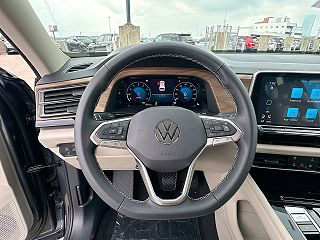 2024 Volkswagen Atlas SE 1V2WR2CA3RC570830 in Houston, TX 11
