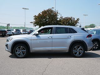 2024 Volkswagen Atlas SEL 1V2AE2CA5RC203465 in Inver Grove Heights, MN 4