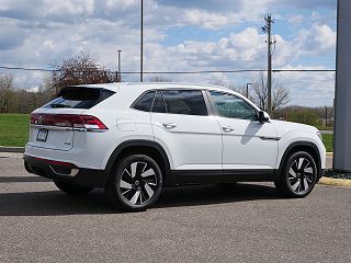 2024 Volkswagen Atlas SE 1V2HE2CA0RC201735 in Inver Grove Heights, MN 7