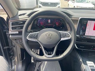 2024 Volkswagen Atlas SEL 1V2FR2CAXRC575667 in Livonia, MI 11