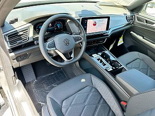 2024 Volkswagen Atlas SE 1V2WE2CA6RC231278 in Pompano Beach, FL 9