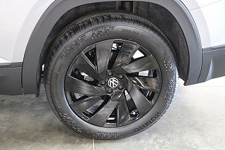 2024 Volkswagen Atlas SE 1V2KR2CA6RC550912 in Sioux Falls, SD 14