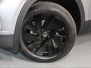 2024 Volkswagen Atlas SE 1V2JR2CA7RC565205 in Tucson, AZ 4