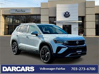 2024 Volkswagen Taos SE 3VVVX7B27RM034036 in Fairfax, VA 1