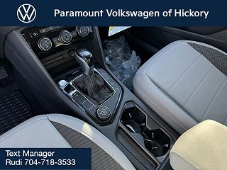 2024 Volkswagen Taos SE 3VVVX7B21RM028717 in Hickory, NC 24
