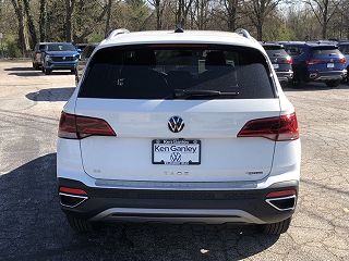 2024 Volkswagen Taos SE 3VVVX7B23RM064473 in Willoughby Hills, OH 3