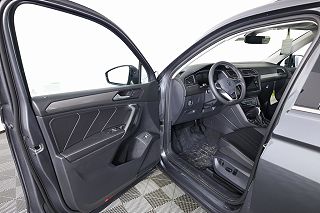 2024 Volkswagen Tiguan SE 3VV2B7AX6RM049920 in Saint Cloud, MN 17