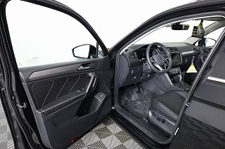 2024 Volkswagen Tiguan SE 3VV2B7AX2RM048604 in Saint Cloud, MN 17
