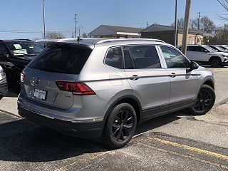 2024 Volkswagen Tiguan SE 3VVMB7AX8RM092020 in Willoughby Hills, OH 3
