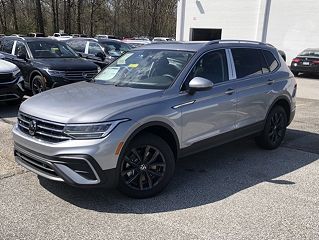 2024 Volkswagen Tiguan SE 3VVMB7AX8RM092020 in Willoughby Hills, OH 4