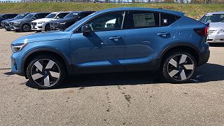 2024 Volvo C40 Plus YV4ER3GL2R2100371 in North Haven, CT 1