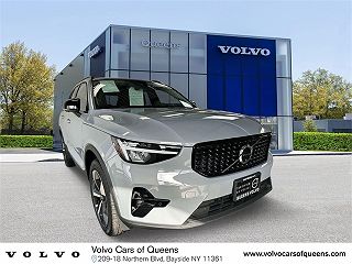 2024 Volvo XC40 B5 Plus VIN: YV4L12UL8R2317999