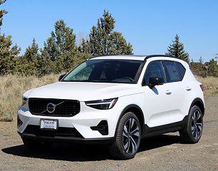 2024 Volvo XC40 B5 Ultimate YV4L12UM2R2342115 in Bend, OR 8