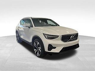 2024 Volvo XC40 B5 Ultimate YV4L12UF6R2316117 in Canton, OH 9