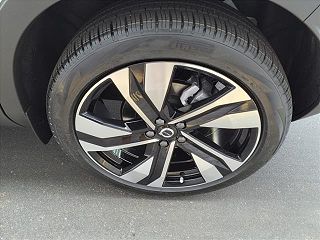 2024 Volvo XC40 B5 Ultimate YV4L12UF3R2377117 in Durham, NC 7