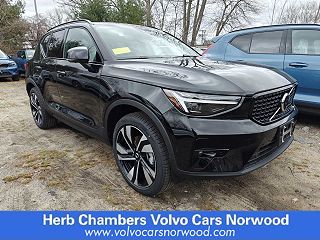 2024 Volvo XC40 B5 Ultimate YV4L12UM9R2336196 in Norwood, MA 1