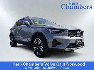 2024 Volvo XC40 B5 Plus YV4L12UE0R2372884 in Norwood, MA 1