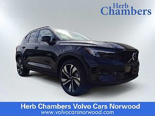 2024 Volvo XC40 B5 Plus VIN: YV4L12UL9R2303657